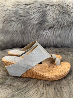 Donald J. Pliner Women's Cork Wedge Sandals in Light Gray & Silver Size 10